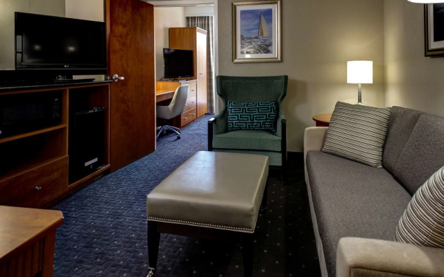 Embassy Suites Williamsburg