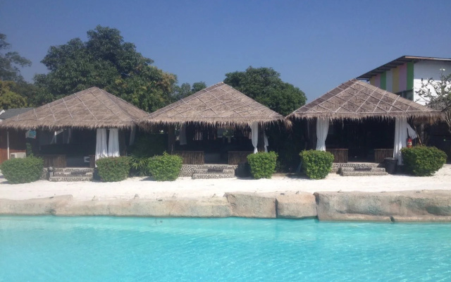 The Calm Resort Hua Hin