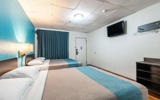 Motel 6 Elmsford, NY - White Plains