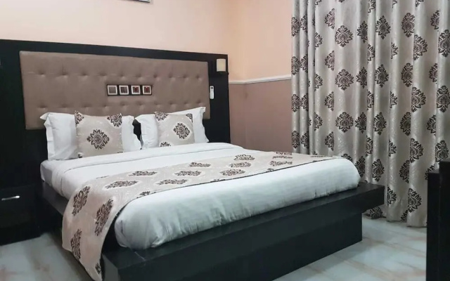 Atlantic Palms Suites