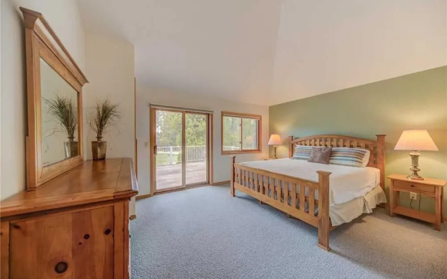 Jackpine Lane #6 by Village Properties at Sunriver