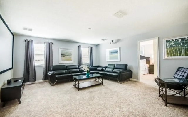 Champions Gate 6 Bedroom Villa by Redawning