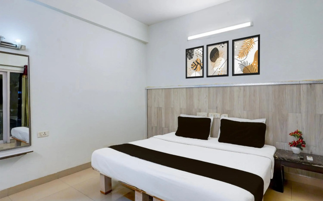 Lotels Hotel