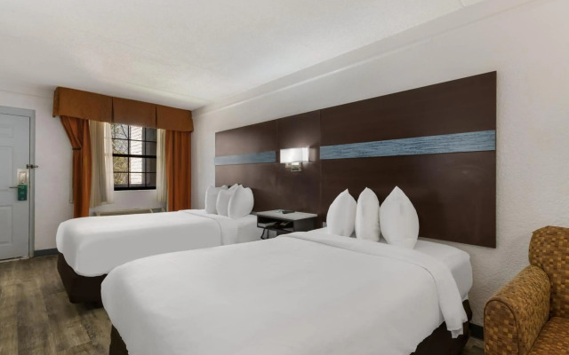 Quality Inn Charlotte Airport