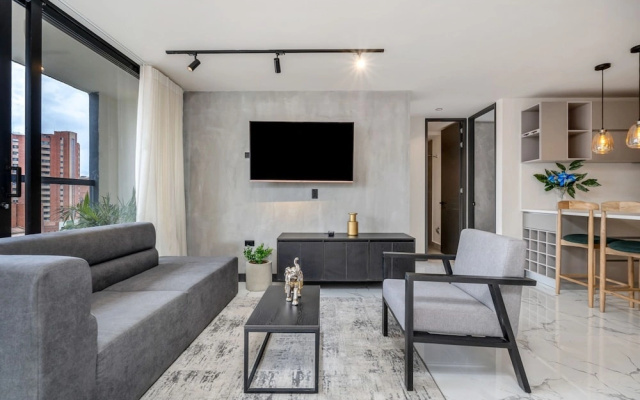 Housy Laureles - 701