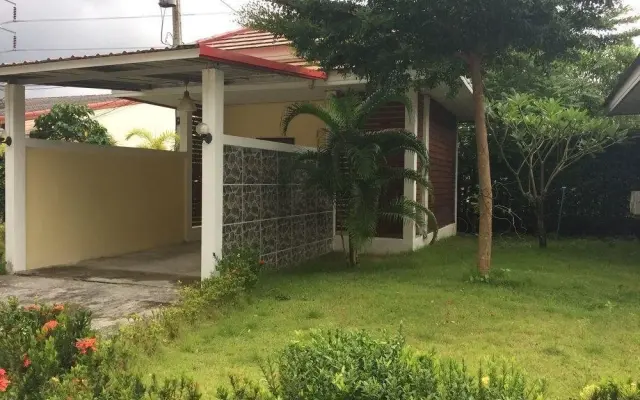 Ruean Thong Resort