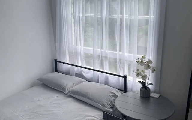 Charming Studio in London - 1 Person Only
