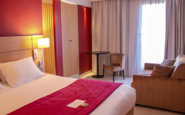 Best Western Plus Le Lavarin