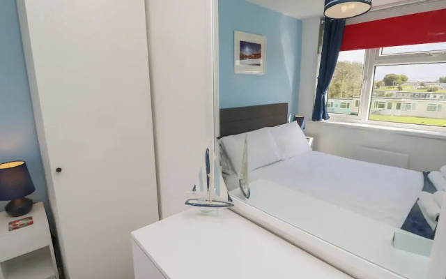 Culver View - Chalet 129 Sandown Bay Holiday Centre