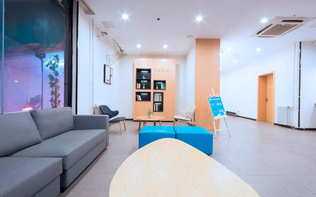 YiTting Hotel (Zhengzhou Qinling Road Jinyi City)