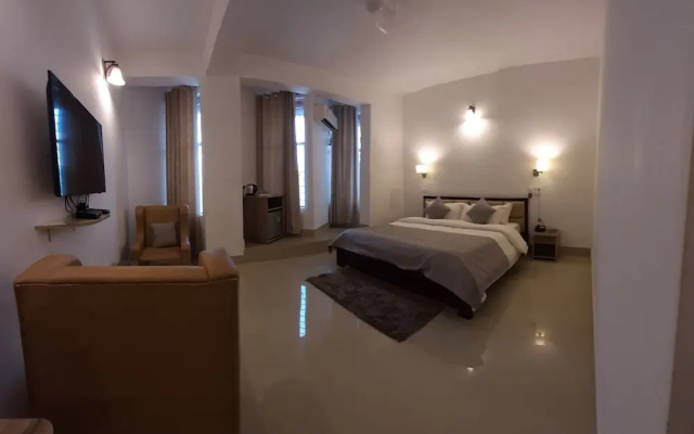 Hotel Saramati