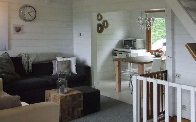 Relaxing Chalet in Dochamps With Swimming Pool and Terrace