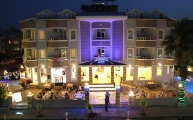My Way Hotel