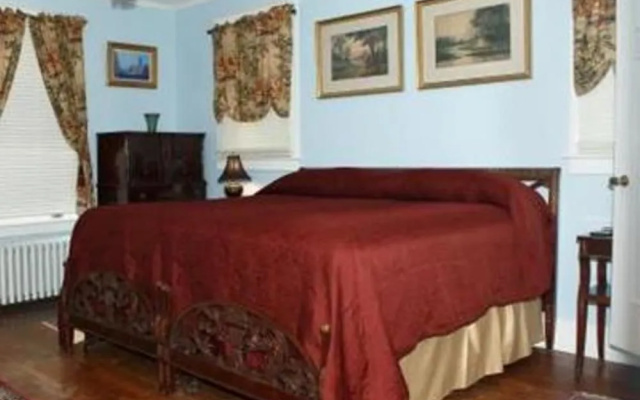 Philip W Smith B & B