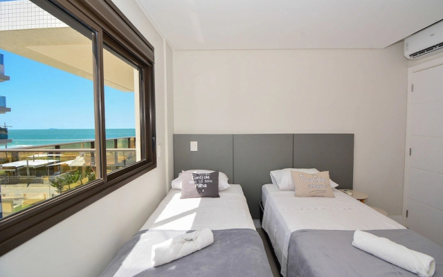 Duplex Vista Mar com Piscina Privativa