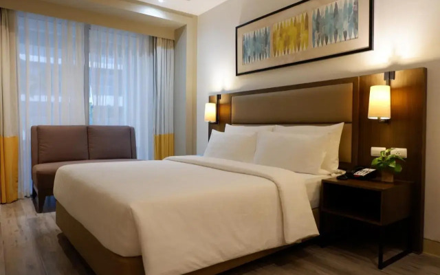 MCollection - Stay Near Private Beach in Boracay