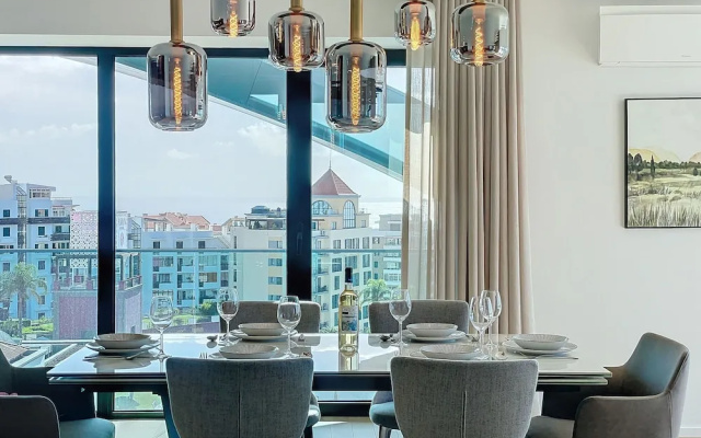 Majestic Penthouse View by Atlantic Holiday