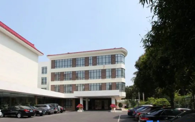 Yingbin Hotel