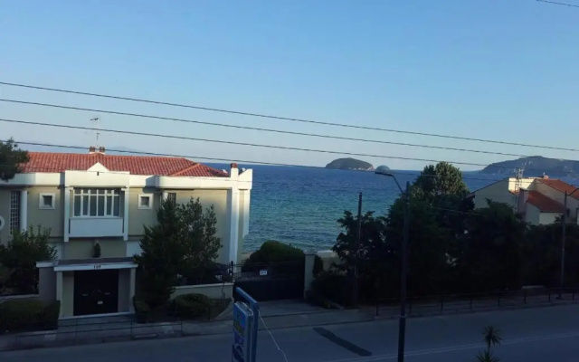 Spyros Studio