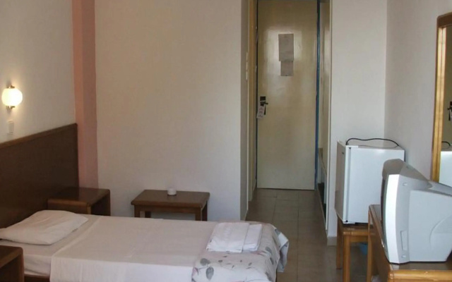 Irinna Hotel
