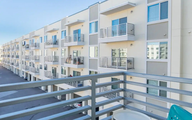 Luxe North Scottsdale Apartments by WanderJaunt