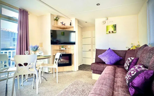 Marton Mere - 3 Bedroom Caravan