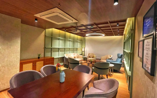 Hotel KLB Grand
