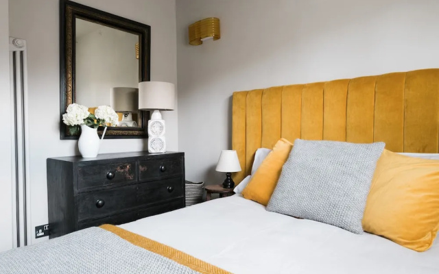 Elegant 1BR Flat in Marylebone
