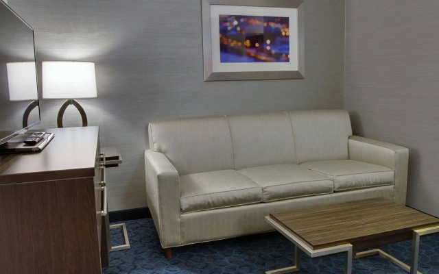 Holiday Inn Express & Suites Sidney by IHG