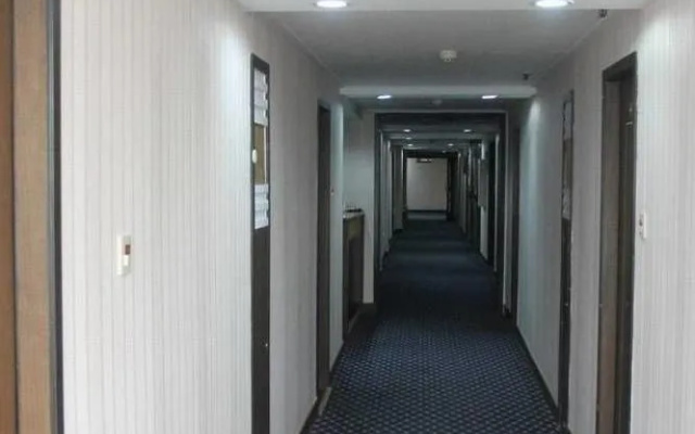 Pu Fa Hotel(南京浦发大酒店)