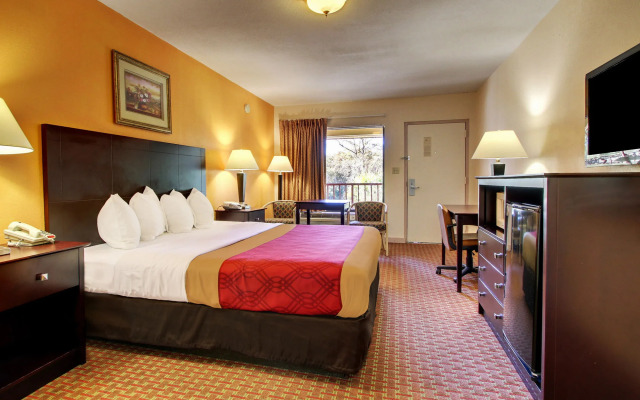 Twin Star Lodge