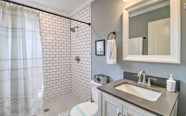 Family-friendly Poconos Home w/ Community Pool!