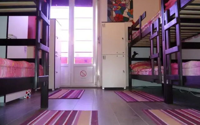 Double Door Hostel