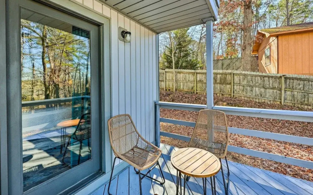 Near Ouachita River: Home w/ Deck in Hot Springs
