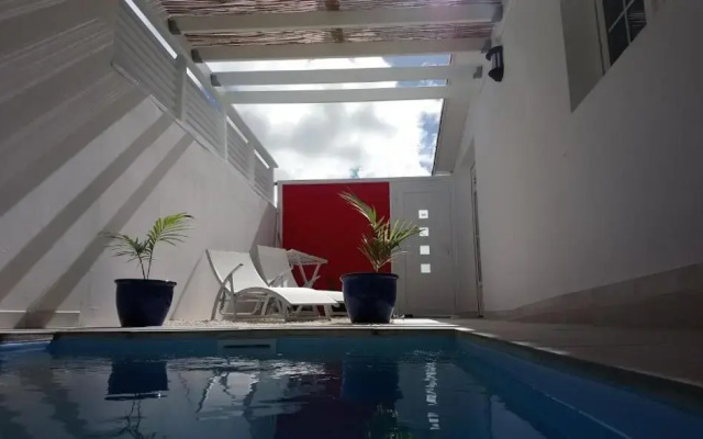 Gite Grenadille Martinique piscine privée, résidence naturiste