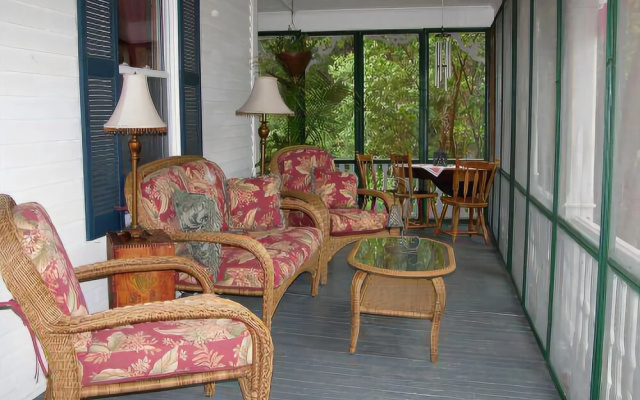 The Perennial Inn