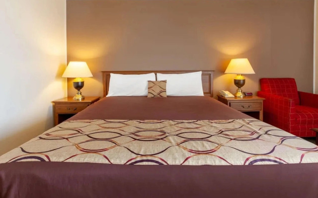 Travelodge by Wyndham Cleveland Airport
