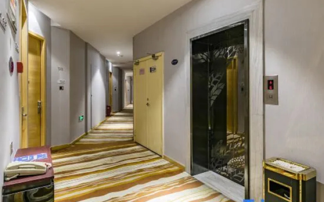 Dongfang Guoji Weiyue Hotel