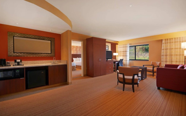 Courtyard Oneonta