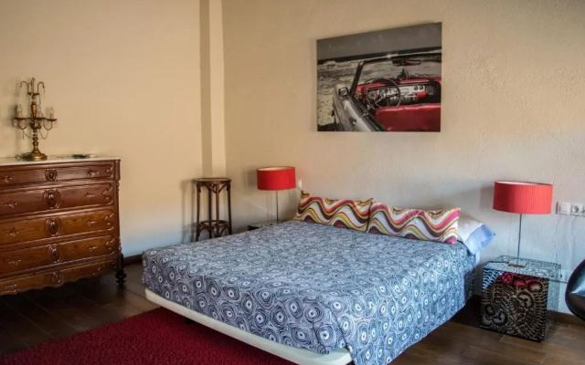 LArgolla Hostal