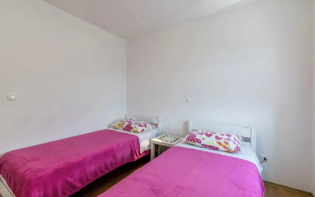 Domus Alta, Two-bedroom House in Podgora