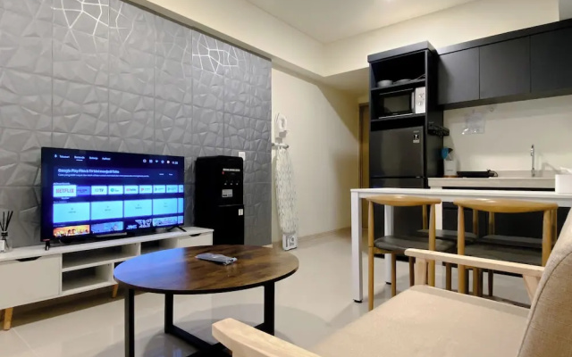 Restful And Modern Look 2Br At Meikarta Apartment