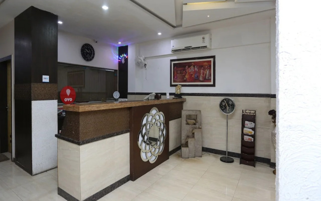 OYO 12027 Hotel Amara