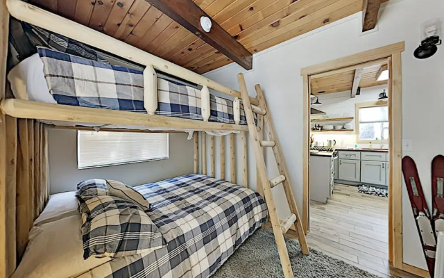 604spruc 2 Bedroom Home