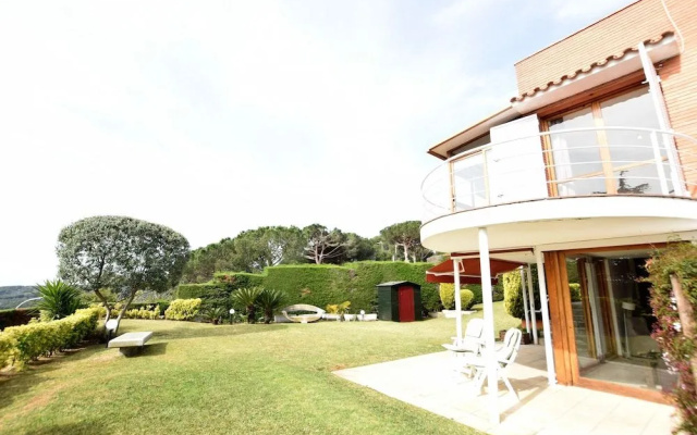 HomeHolidaysRentals Palmeras House - Costa Barcelona