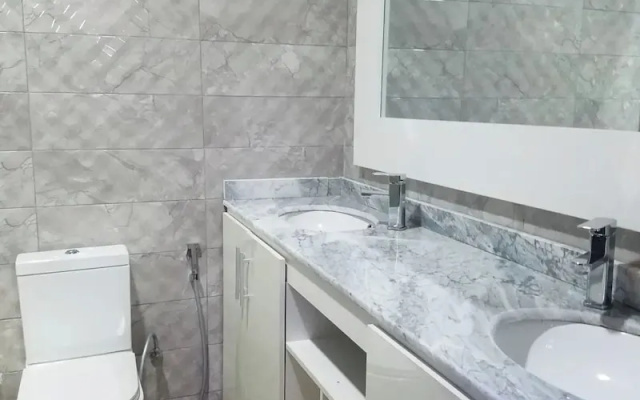 Emiez Apartment and Hotel