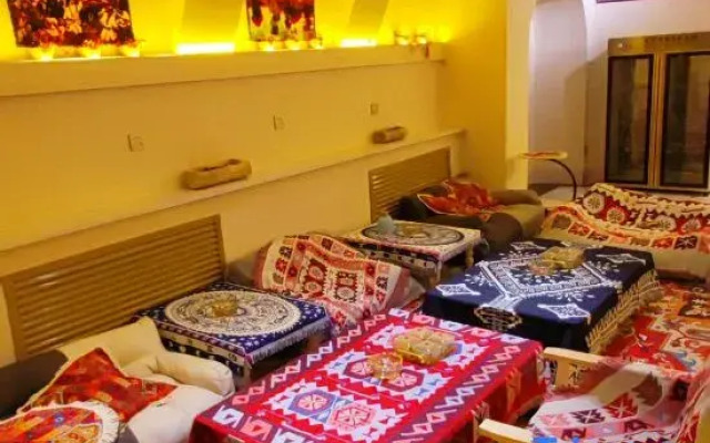 Kashgar  Adenium obesum B&B