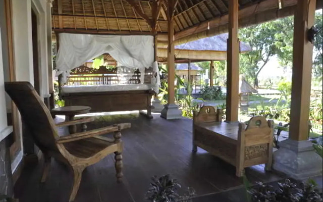 Santi Sari Boutique Hotel