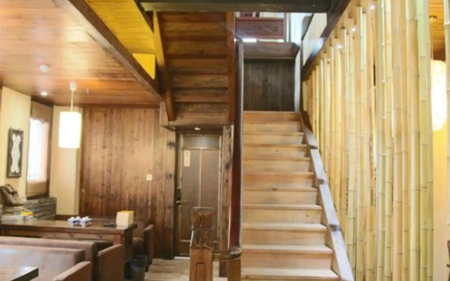 Suiyuetan Inn (Shexian Ancient City)