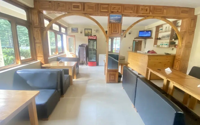 Hotel Purnima - A Riverside Hotel in Kasol
